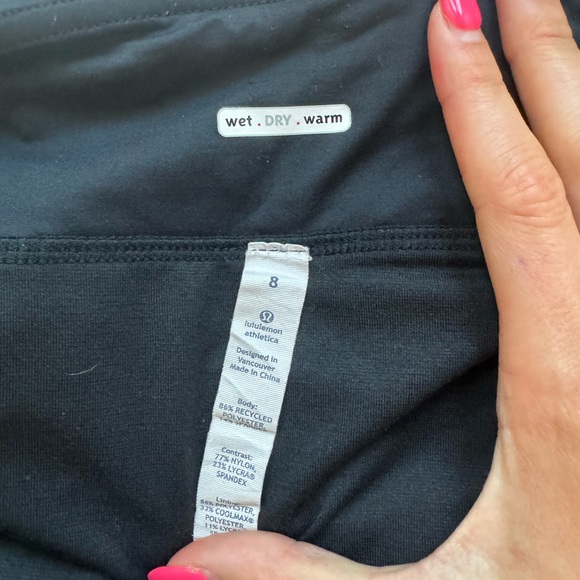 speed up lululemon shorts - Picture 2 of 3